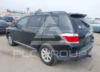 2011 Toyota Highlander фото