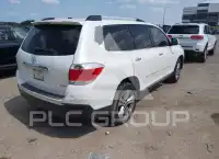 2011 Toyota Highlander photo