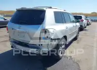 2011 Toyota Highlander фото