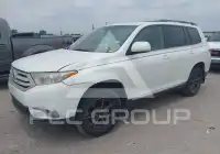 2011 Toyota Highlander photo
