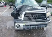 2011 Toyota TUNDRA photo