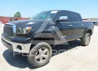 2011 Toyota TUNDRA photo
