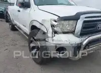2011 Toyota TUNDRA photo