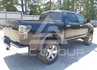 2011 Toyota TUNDRA photo