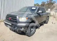 2011 Toyota TUNDRA photo
