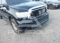 2011 Toyota TUNDRA photo