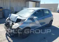 2011 Toyota YARIS фото