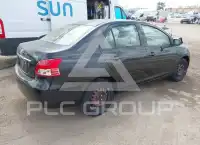2011 Toyota YARIS фото