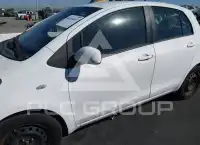 2011 Toyota YARIS photo