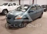 2011 Toyota YARIS фото