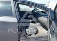 2011 Toyota PRIUS фото