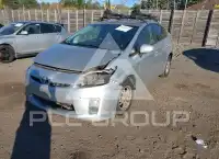 2011 Toyota PRIUS фото