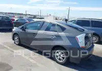 2011 Toyota PRIUS фото