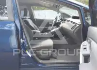 2011 Toyota PRIUS фото