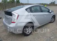 2011 Toyota PRIUS фото