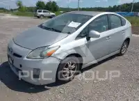 2011 Toyota PRIUS фото