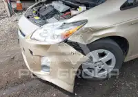 2011 Toyota PRIUS фото