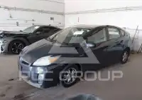 2011 Toyota PRIUS фото