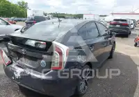 2011 Toyota PRIUS фото