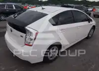 2011 Toyota PRIUS фото