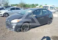 2011 Toyota PRIUS фото