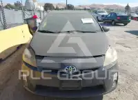 2011 Toyota PRIUS фото