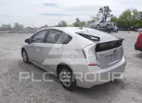 2011 Toyota PRIUS фото