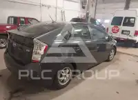 2011 Toyota PRIUS фото