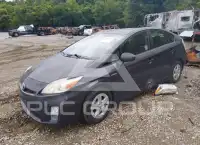 2011 Toyota PRIUS photo
