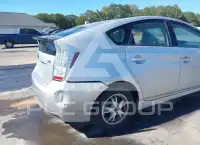 2011 Toyota PRIUS фото