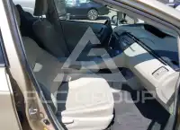 2011 Toyota PRIUS фото