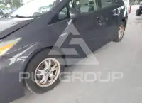 2011 Toyota PRIUS photo