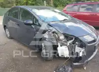 2011 Toyota PRIUS фото