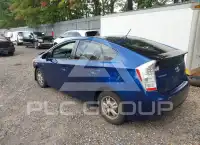 2011 Toyota PRIUS фото