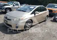 2011 Toyota PRIUS фото