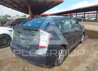 2011 Toyota PRIUS фото