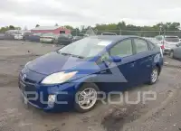 2011 Toyota PRIUS фото