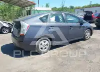 2011 Toyota PRIUS фото