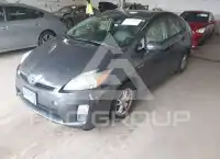 2011 Toyota PRIUS фото