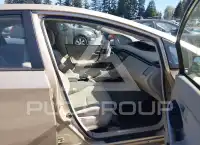 2011 Toyota PRIUS фото