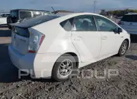 2011 Toyota PRIUS фото