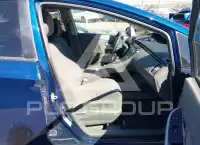 2011 Toyota PRIUS photo