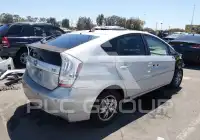 2011 Toyota PRIUS фото