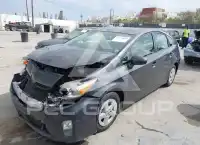 2011 Toyota PRIUS фото