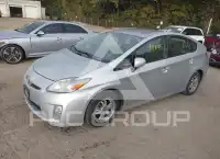 2011 Toyota PRIUS фото