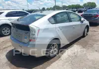 2011 Toyota PRIUS фото