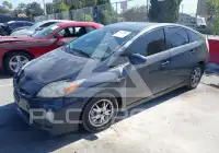 2011 Toyota PRIUS фото