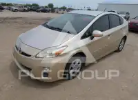 2011 Toyota PRIUS фото