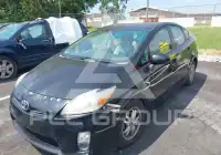 2011 Toyota PRIUS фото