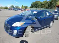2011 Toyota PRIUS фото